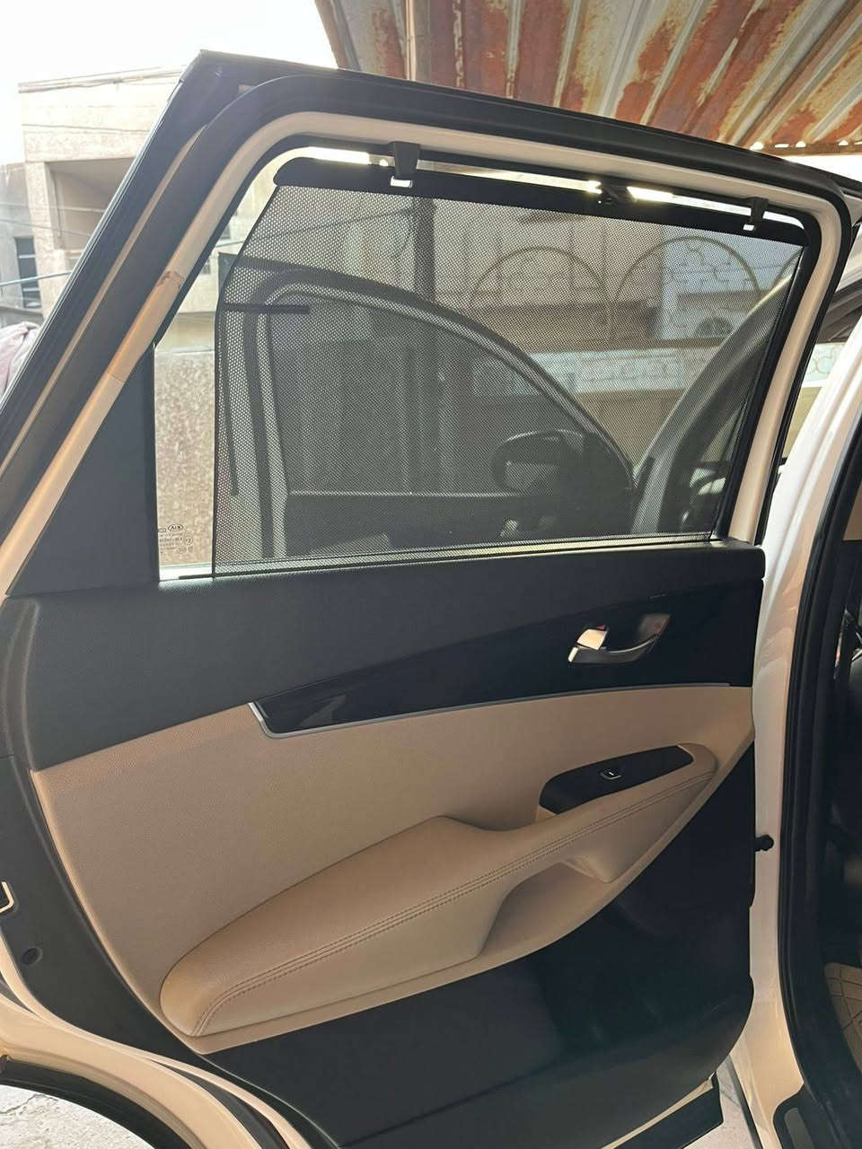 سلام عليكم سورنتو 2020 للبيع خليجي محرك 6 سلندر رقم بغداد خصوصي السيارة باسمي تحويل مباشر مكفولة كفالة عامة عدا بارد مثل ماموضخ كشنات جلد ومفروشة جلد صندوك كهربائي شاشه كبيرة كير 8 نمر بدأت نيكل بصمتين وياها  تحكمات سترين 7 راكب تبريد 3 قطع إنارة ترحيب سيارة تخم تايرات جدد مكاني بغداد الدورة للاستفسار ***********
السعر 240 بيها مجال بسيط كلش والسيارة ماشية 200Km لحد يجي يكسر بسعرها يكلي 230 سيارة ماشية بس نضيفة كلش منطيها مثل ماتنطيني
