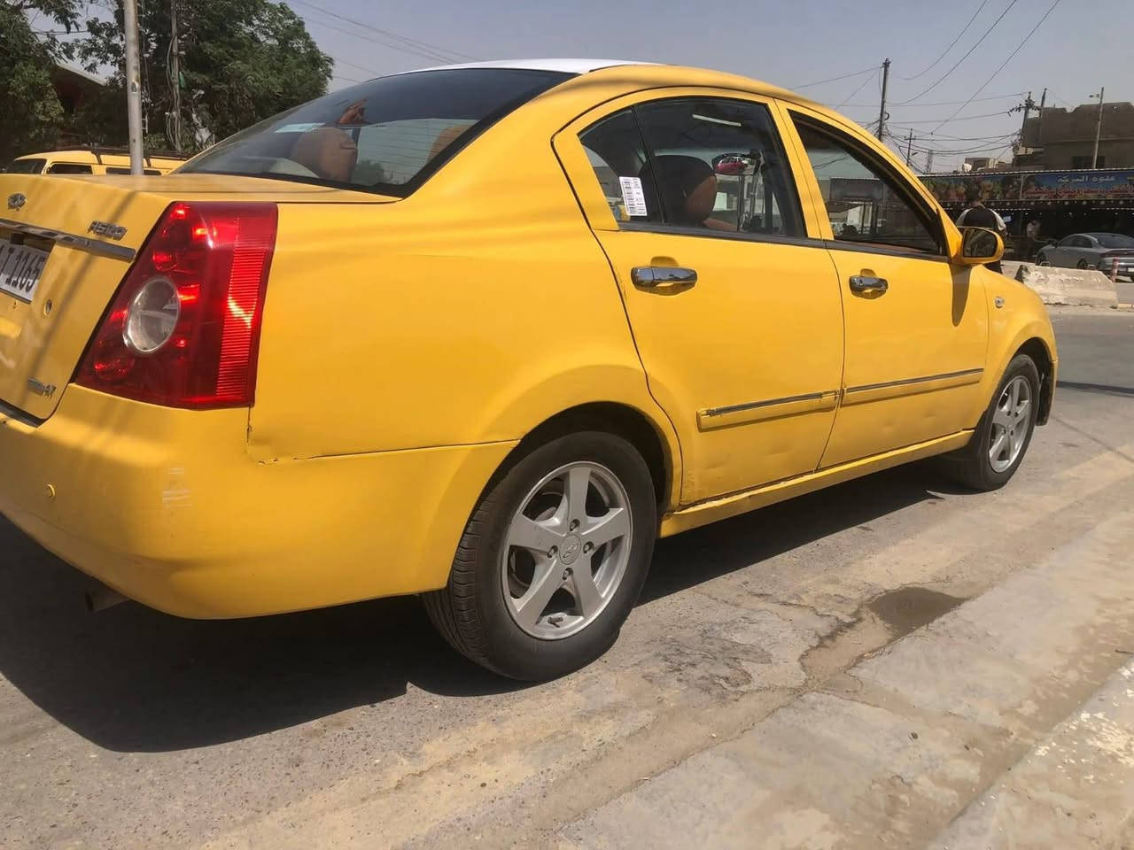 شيري A5 موديل 11 بغداد مصفره هيئه وغرامات هزه جديده صارله ٤ ايام من داورته بسمي تبريد ثلج غرفه نضيفه شاشه وكامره كهربائيات كله شغاله سياره مابيه ضربه كير ومحرك بلادي سعر 41 وبيه مجال مكاني كربلاء ***********
