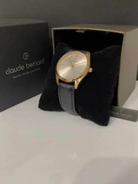 ساعة CLAUDE BERNARD سويسري اصلي بطارية  نافذة للعرض التاريخ  القطر ٤٢ ...