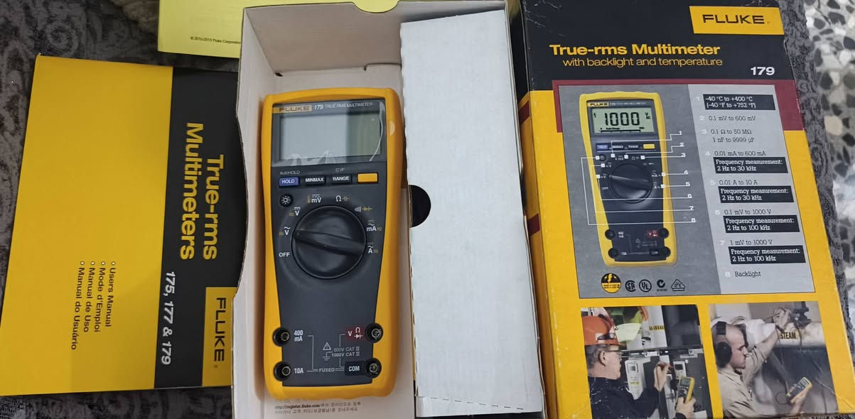 السلام عليكم  جديد غير مستخدم Fluke 179 
 بسعر مناسب 200 الف 
باقي 13 قطعه فقط
  ***********
