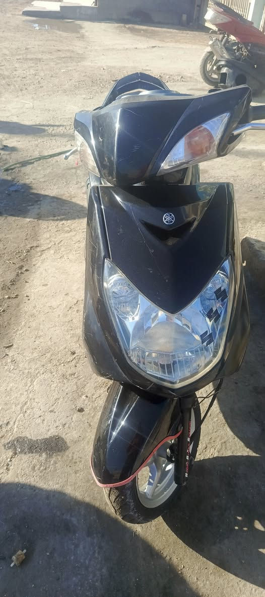 السلام عليكم
سكنس فحل كل نقص مابيه كهرباء كله شغل تاير خلفي جديد مكان بغداد البلديات سعر750وبيه مجال 
انتصال ***********
