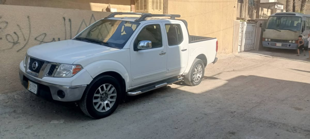 سلام عليكم فرونتير دبل قمارة البيع موديل 2012 امريكي فول مواصفات رقم بغداد السعر 110 او بيه مال رقم الهاتف ***********
