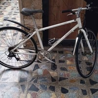 بايسكل للبيع سي 700 حجم 28 بايسكل ماركه المعدن الالمنيوم اصلي كامل مكا...