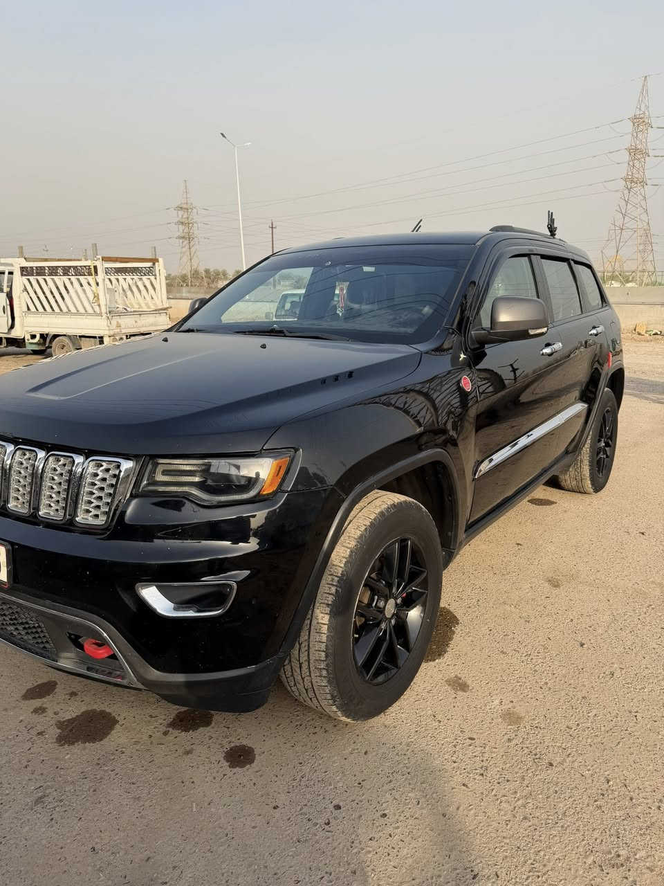 جيب للبيع أو مراوس حسب قناعه 
موديل 18 وارد أمريكي 
ترايك هوك  موصفات سياره واحد على واحد 
فتحه بنرامه بصمه 
تشغيل عن بعد 
كشنات تدفه تبريد 
فور فويل 
كشنات كهربايه 
هيتر بل تركه ستيرن
جنطه كهربائه 
لد امامي خلفي 
وقوف ذاتي 
جكات كهربايه 
سياره بيه هوه موصفات 
مكينه 3600. V6 
سياره ماشيه 108
سعره 223
راقم الهاتف ***********
