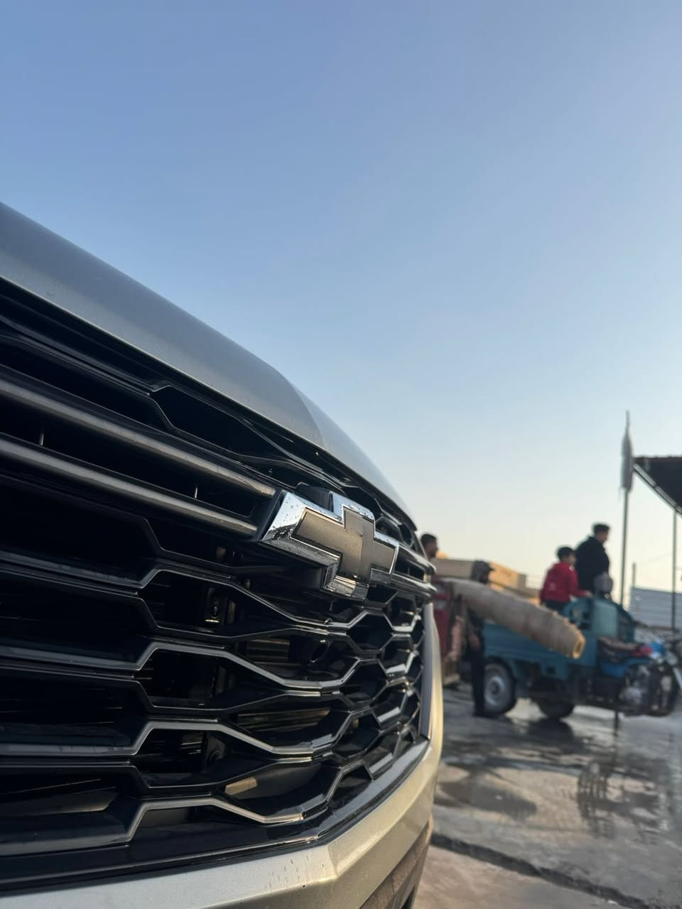 السلام عليكم 
للبيع موديل 2023 محرك 6 سلندر VVT بدون رقم 
مواصفات LTE 
للاستفسار الانصال عبى الرقم 
***********
