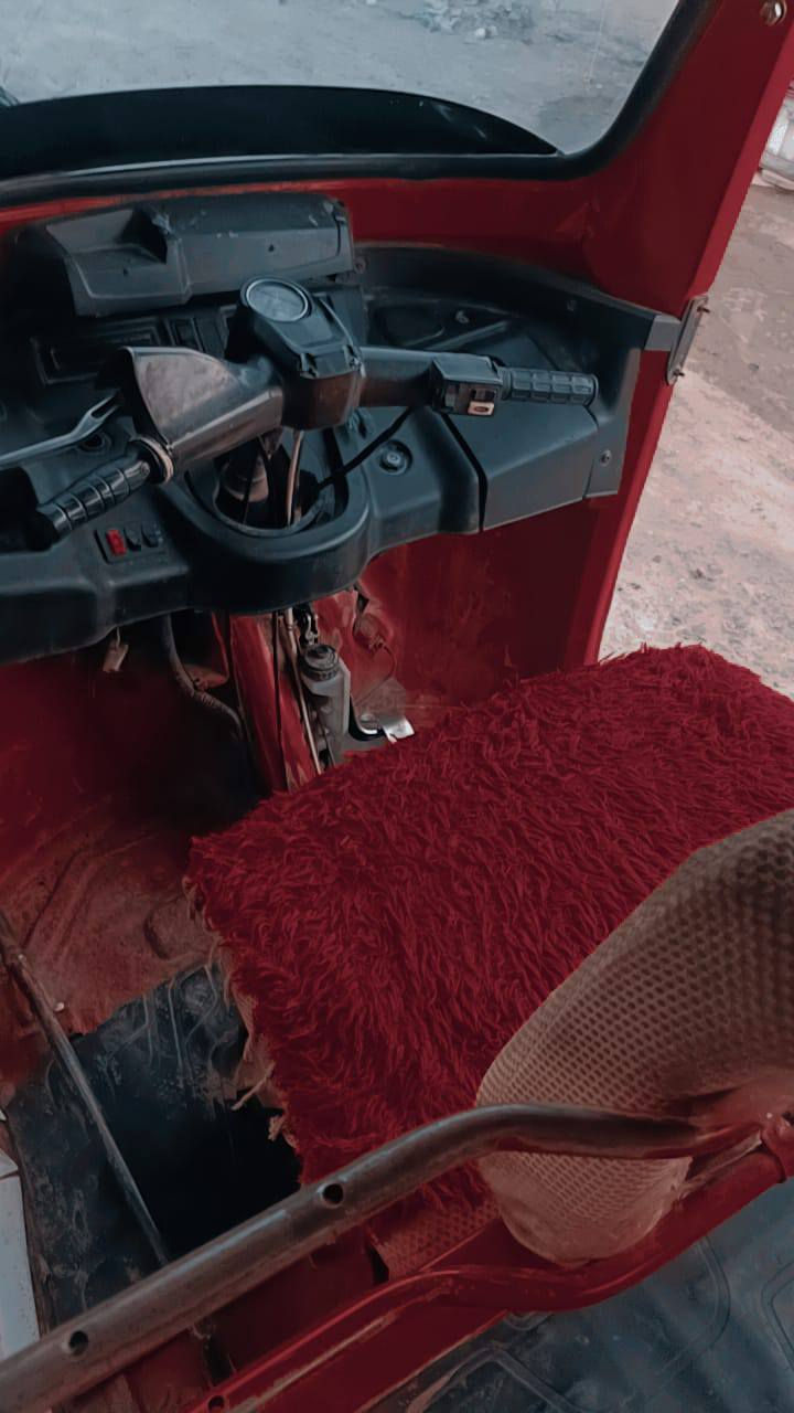 تكتك للبيع TVC موديل 18 السعر 2750 وبيها مجال للشراي *********** واتساب
