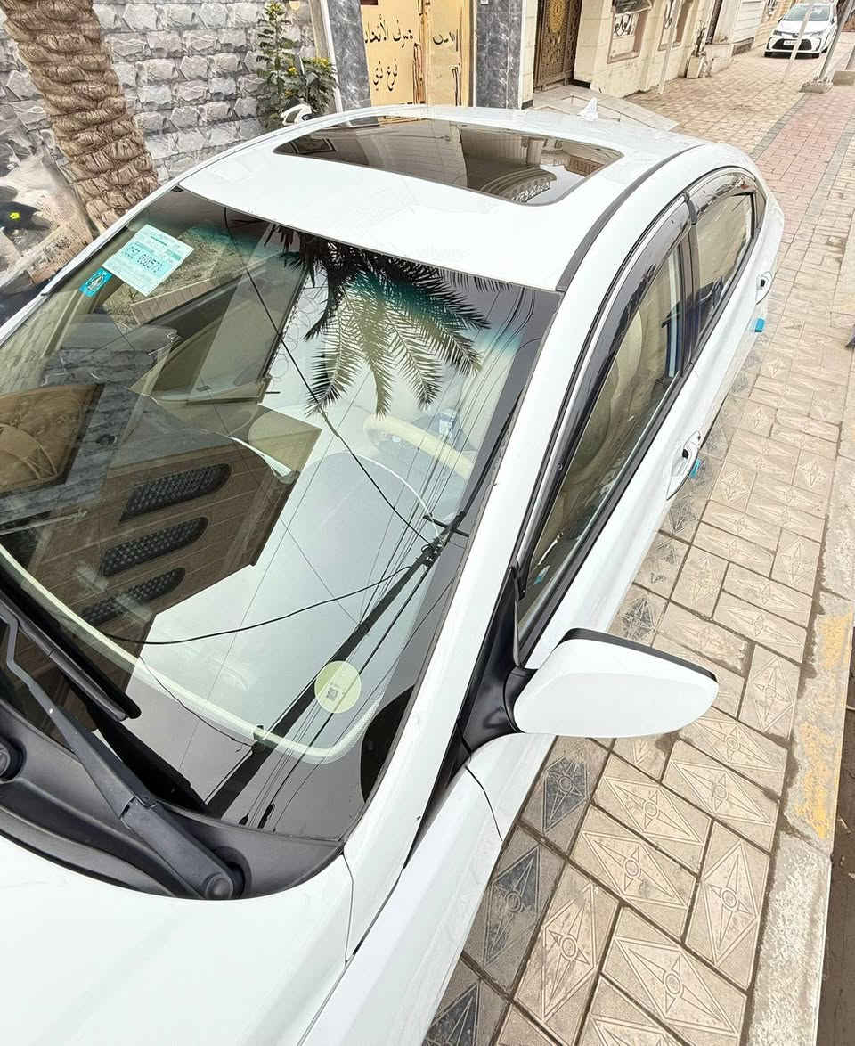 سلام عليكم ورحمه الله وبركاته
اكسنت موديل 15 خليجي كفاله عامه فول للخير 
محرك 1600 كير حديديه تبريد تخم تاير ماذب عليها ربع 
ماشيه 85 الف كيلو متر البيع السعر 107 وبيها مجال 
مكان السياره السماوه قضاء الخضر رقم الهاتف ***********
