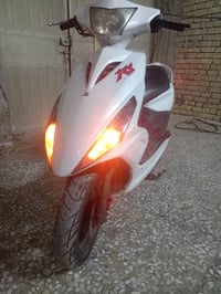 دراجه ماكس مضلع دراجه مجفته وبيهه لاستيك ولف ولنوزل يخربط بس شلعه ومعد...