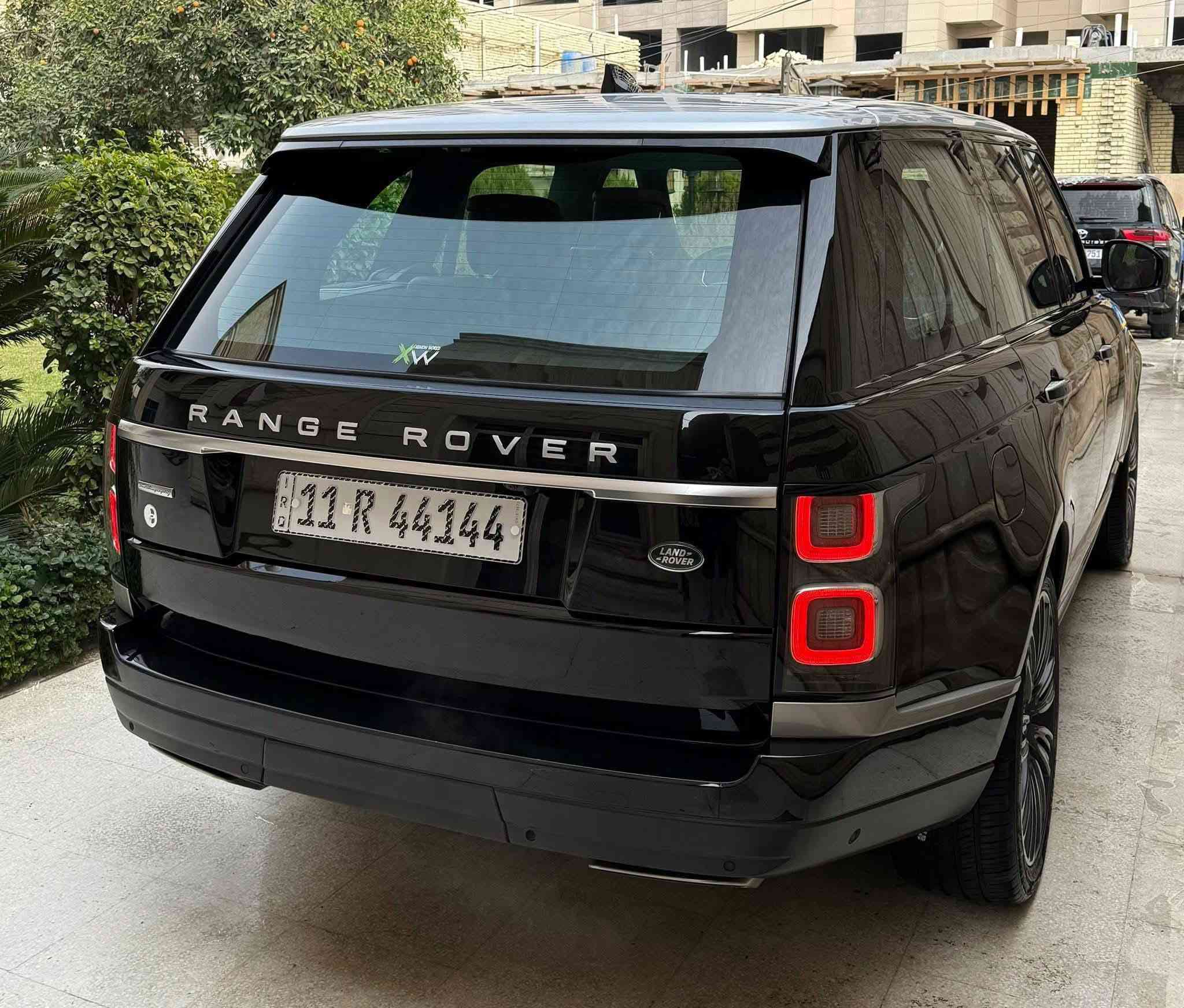 السلام عليكم رانج موديل 2019 وكاله سردار اعلى فئه  مكفوله كفاله عامه عده رصعه ومسحوبه  ماشيه 82 
رقم مميز 
السعر 51
***********
