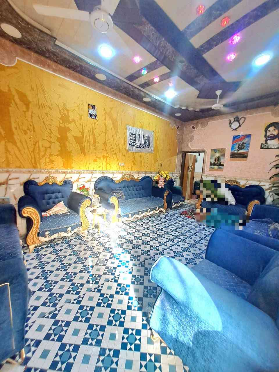 بيت ١٥٠متر قاط ونص زراعي بلبطاط شارع جامع الرسول الاعظم لجوه
السعر  ٥٥
يحتوي غرفتين صاله مطبخ استقبال صحيات خارجيه داخليه     ***********
