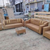 تخم ٨ مقاعد للبيع شغله درجة أولى نضيف ١٠٠٪ استفسار خاص او على الرقم ٠٧...