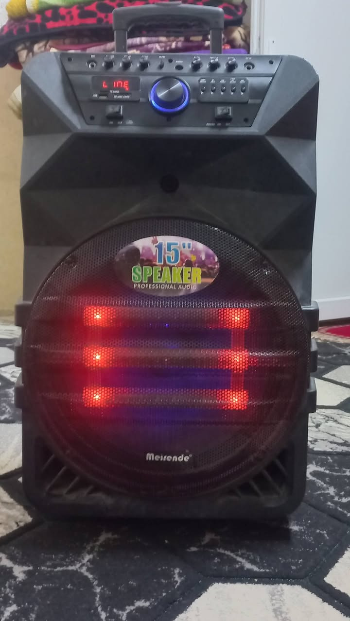 ديجه ي للبيع مكان كركوك سعر ٢٠٠ الف ***********
