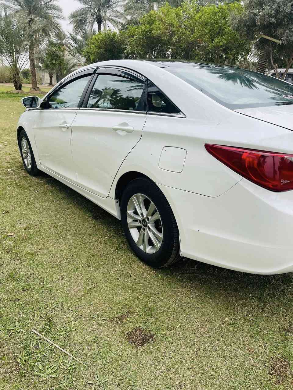 سلام عليكم سوناته 2010 سياره جديده حداديه جديده مكينه جديده سياره فول موصفات بنو رامه سياره جديده معايزه برغي وارد خليجي بيه جاملغ الخلفي مصبوغ وبيه باردات بصيطات السعر 115 وبيه مجال بصيط مكان السياره بابل التصال ***********
