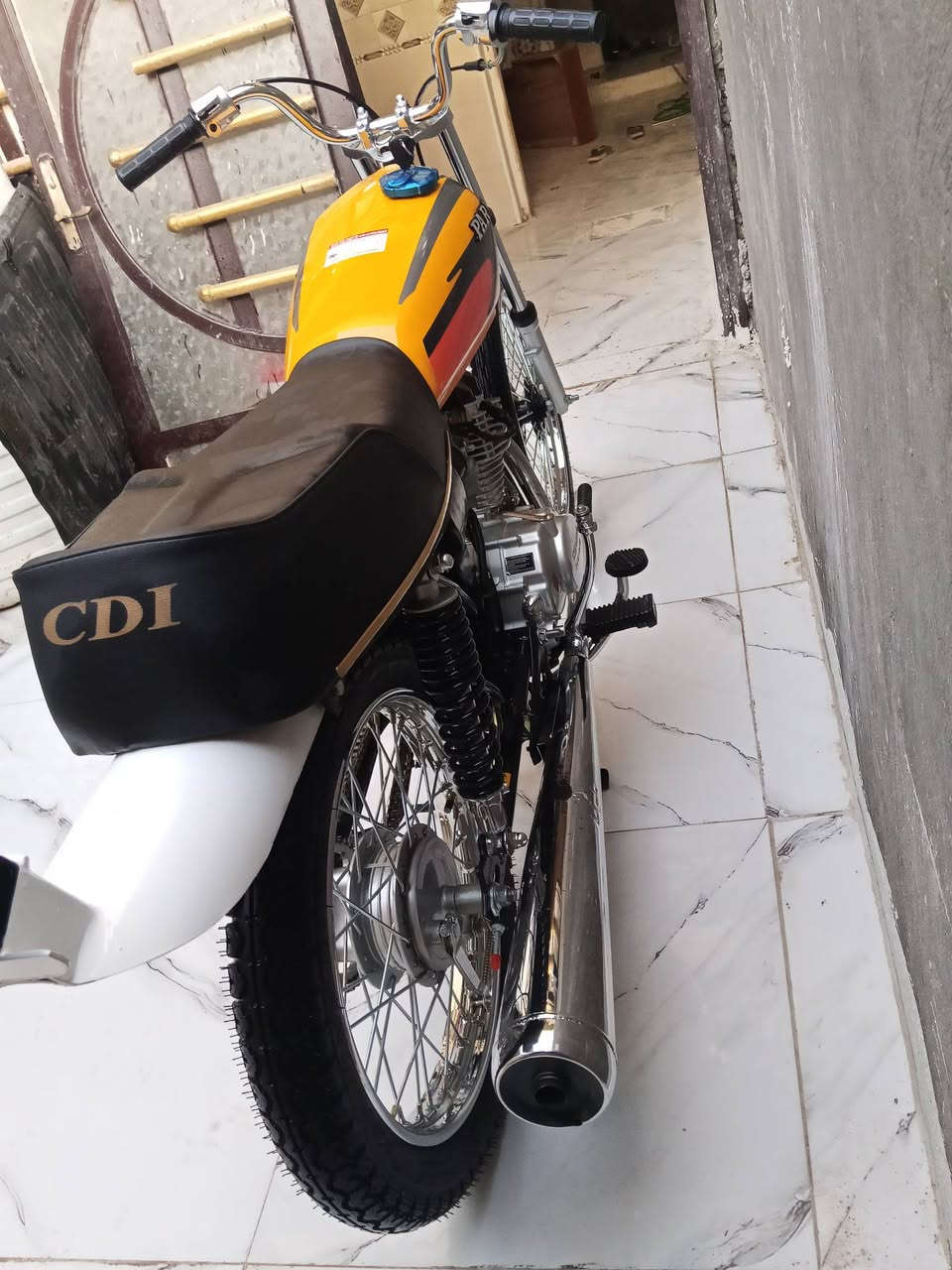 السلام عليكم اربع كير للبيع اصولي 2015 وكيله عقيل الربيعي الدراجه صالهة شهر من معمره ثاني تبديلت دهن خاص مفتوح واتساب ***********
