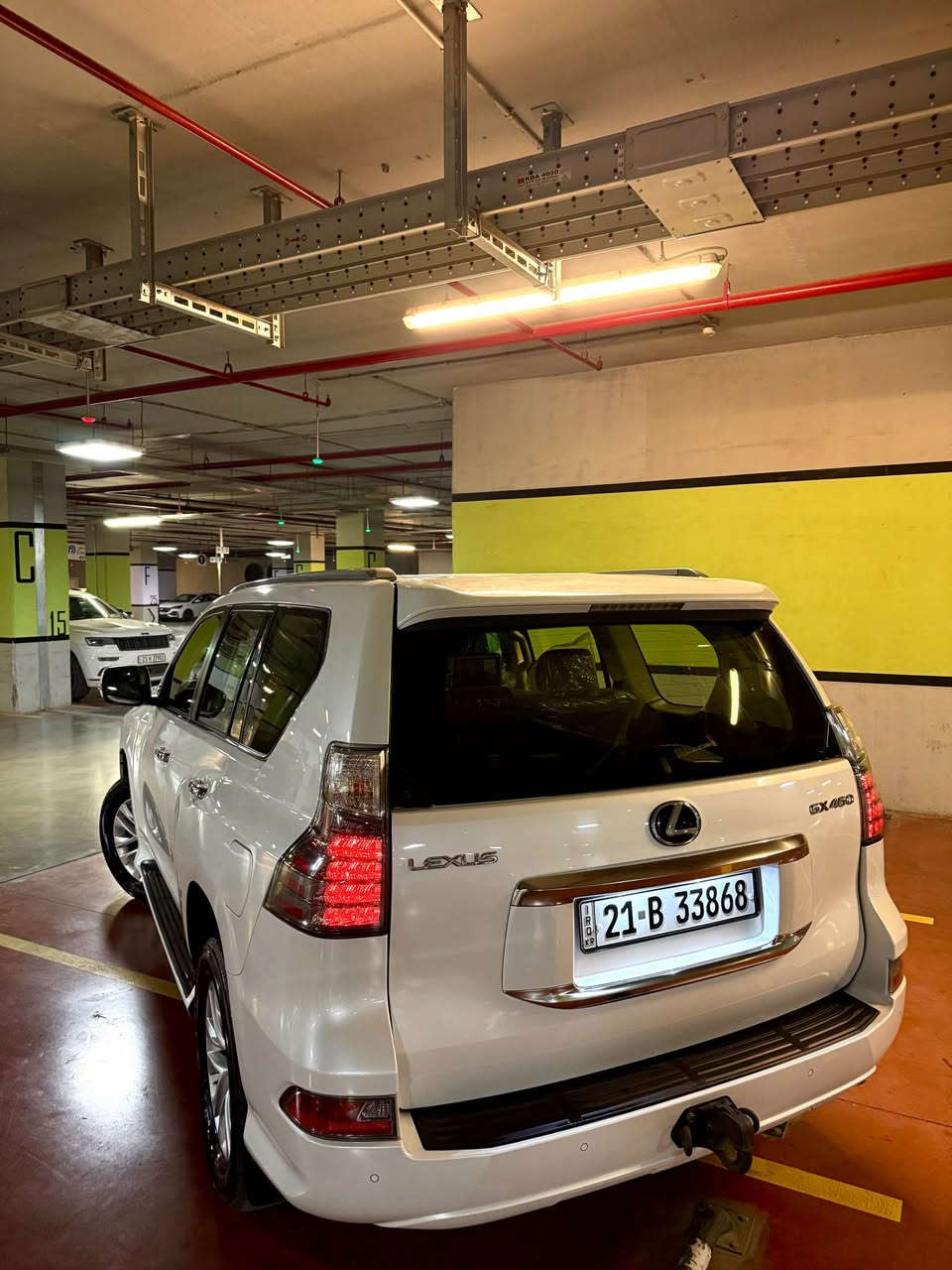 لكزز GX460 
موديل 2020بريم بريم اصل باب اول
رقم. ***********

سيارة كفالة عامة من صبغ وتبديل وبارد و شخط ورصعة من كلشي كفالة
رقم اربيل بسمي سنوية لل 2031
مواصفات 
جكات 
شاشات 3 بلاديات
رادار امامي + جانبي
كشنات حار + بارد + ثنين كراسي كهرباء
كشن سايق خزن مموري
ستيرن كهرباء خزن + ستيرن تدفىء
13 سماعة + دمام  
تشغيل عن بعد 
فتحة بل سقف
ماشيه.  ٤٥٠٠٠ كم. حقيقي
سيارة غراض شركة كلهة وياهة كارتونة من شركة  هيتفونات سماعات بلادية + ريموند شاشات  كومة بيهة غراض بلادية 
بصمات اثنين مع كودات 
اعلى مواصفات بل لكزز فول للاخير 1/1
السعر 405$
رقم ***********
مكان سيارة سليمانيه السليمانية, العراق
