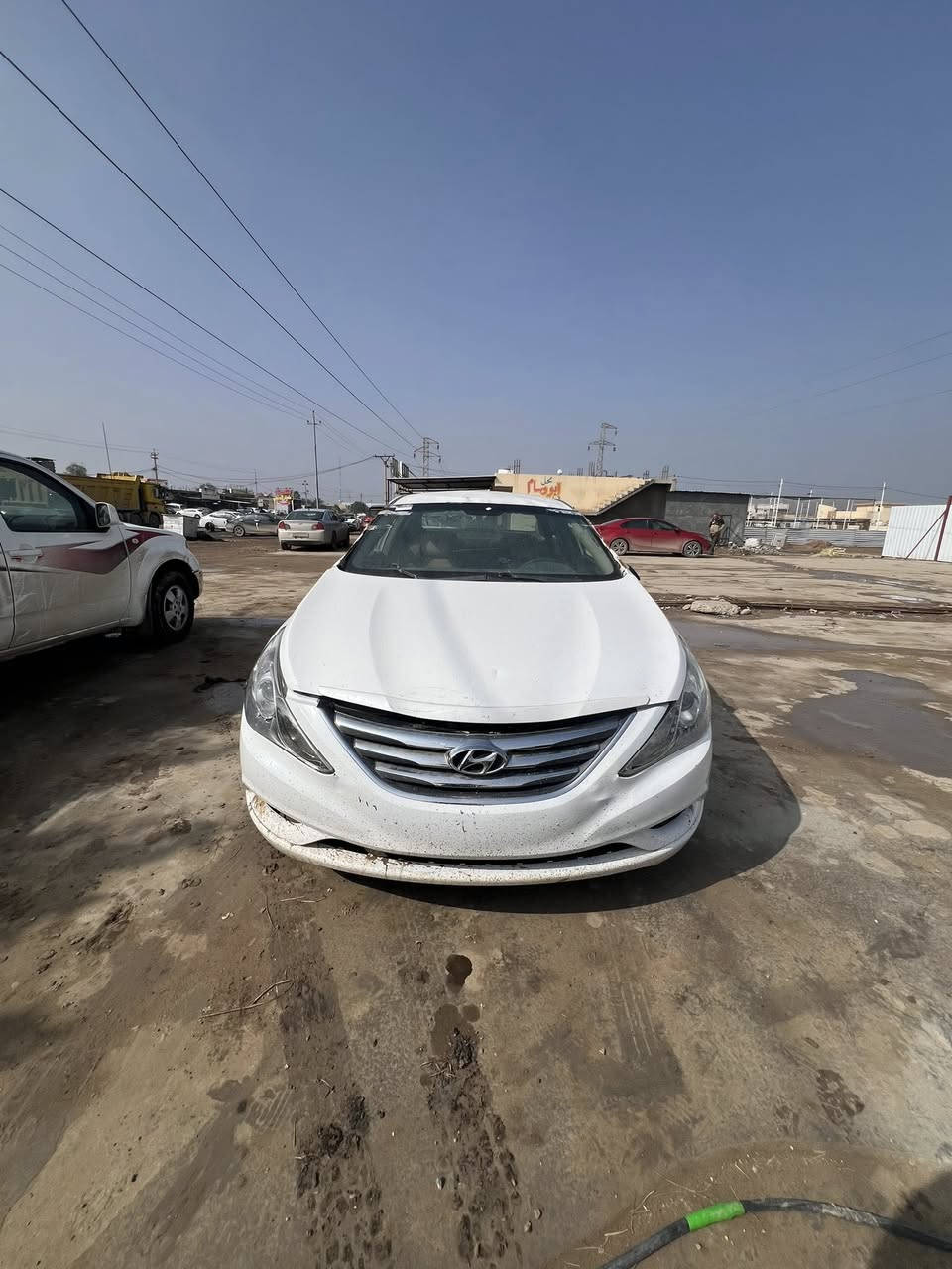 السلام عليكم سوناتة 2011السيارة شقالة مكانهة واسط الصويرة.رقم الجهاز***********
