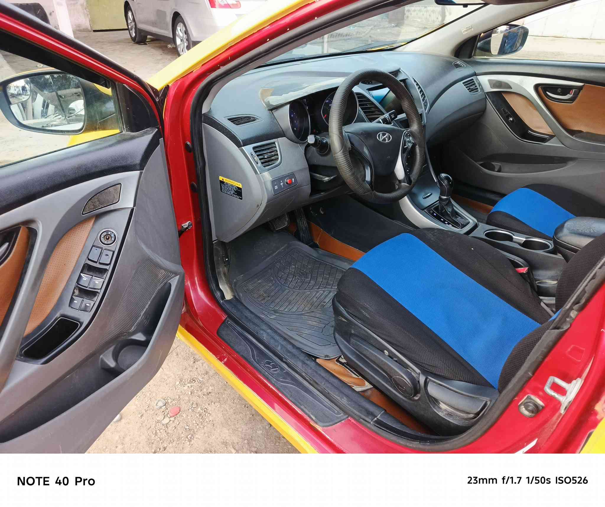 سلام عليكم للبيع النتر 
مديل2014 رقم بغداد
وارد أمريكي محرك 1800
سنويه إلى  2028
 كير مكينه حداديه جديدة
تبريد تدفئة شغال تخم تاير جديد
 مكان بابل ناحيه شوملي
السعر 110 بيهه مجال بسيط
لاستفسار رقم ***********
