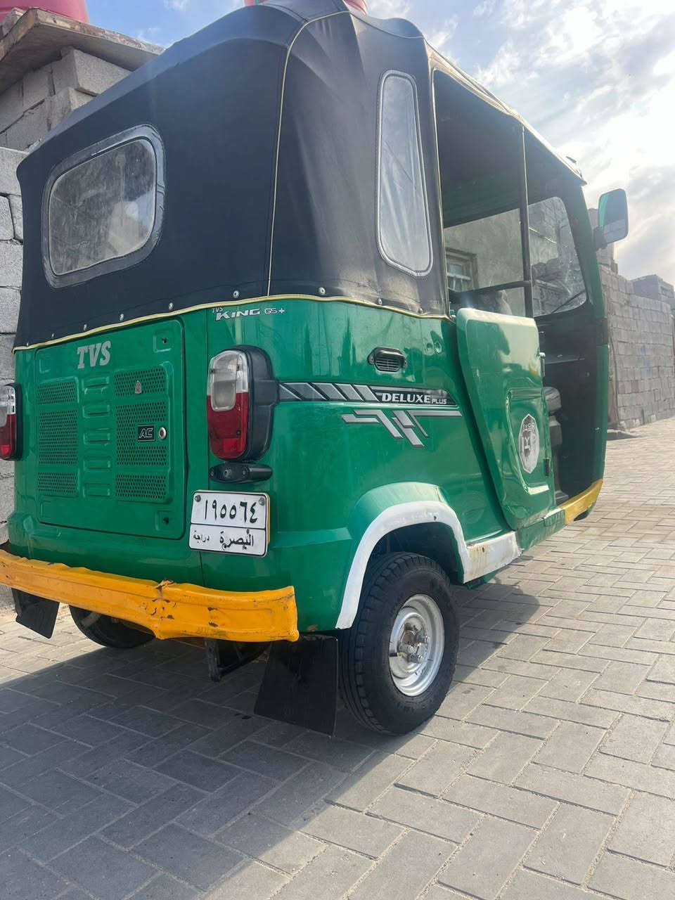 تكتك  2021 TVS
تكتك كفاله عامه من بدي ومحرك واكسل ماعدهم كلمات مبدلات وهل شي مو عيب سعر 7500 رقم وسنويه تحويل ثاني يوم ***********
