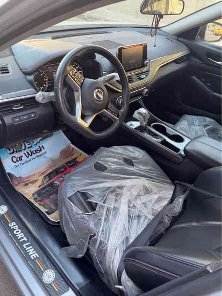 بسم الله الرحمن الرحيم للبيع التيما 2024 وارد امريكي حادث جاملغ امامي الأيمن فقط بجم مكفول راديترات شواصي لغود مكفوله بدون ايرباك بيها بارد تحت قبق البانزين فقط مواصفات SR فول السياره ما عدا الفتحه 
السعر 170$ للاستفسار الاتصال على الرقم *********** بغداد
