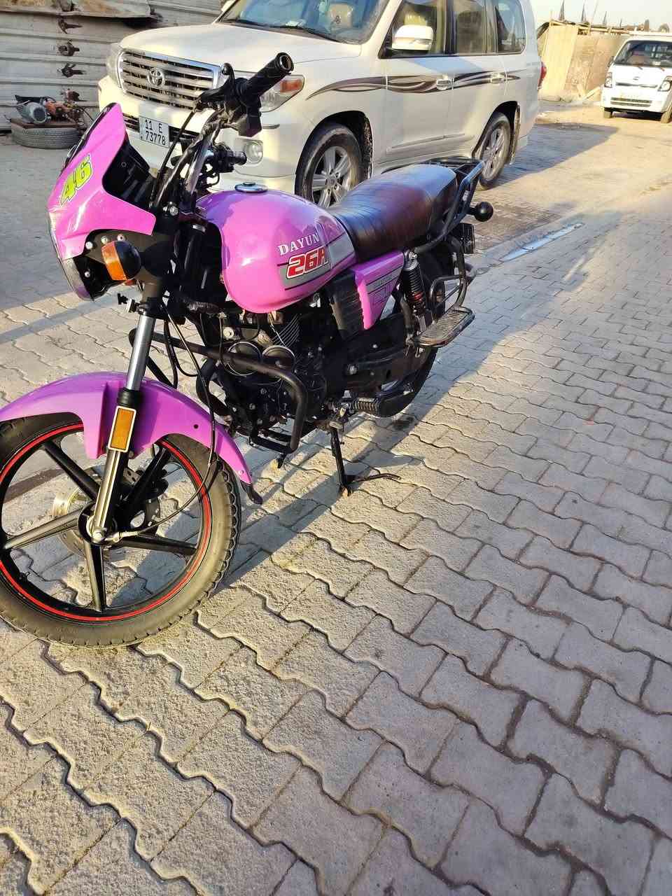 السلام عليكم ديوان للبيع
سنويه ستوني مطلعهه رقم نكليزي 
مديل 23 دراجه خير من الله شلعه ونعومه فول
مكفوله من كلشي السعر 2مليون او 300 دراجه مكفوله من كلشي تراي للبصره حجم المحرك 200  
تشغيل بصمع تاير باكستاني جديد 
العنوان النجف الكوفه للستفسار ***********
