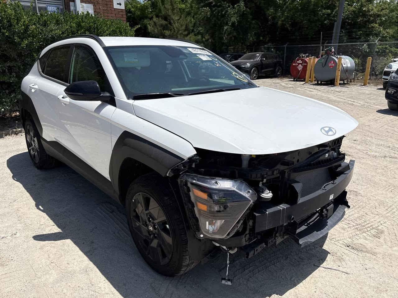 كونا 2026 sel sport الفئة الجديدة 
زيروو زيروو ماشية 1000 mi وارد امريكي 
السياره حالياً بالميناء موعد دخولهة بعد ٥ ايام 
السياره تترقم شمالي اي محافظة ( اربيل - سليمانية - دهوك - حلبجة ) 
شبه الكلين السياره فقط دعامية يرادلهة موضحه بالصور وغراضهة وياهة 
من تدخل السياره التسجيل بأسم المشتري مباشرة ( العقد المروري بأسم المشتري ) 
المواصفات هواي تكدر تبحث على الفئة مالتهة 
 
ابيع على وضعهة من تدخل بدون تصليح وبدون رقم 
السعر 170 
رجائاً اقره المنشور وشوف الصور واتصل وبيك خير وتدلل 

مكاني بغداد للاستفسار 
***********

