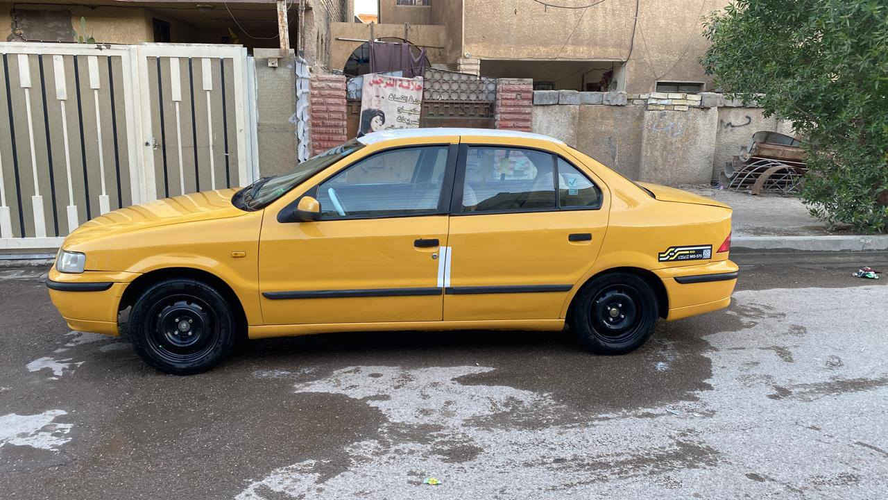 السلام عليكم شباب سمند للبيع موديل 12سياره مكفوله لا ضربه ولا صبغ نصبه كلش حلوه مكينه كير تبريد خير من الله السياره تخم تاير جواها سنويه 28 هيئه غرامات صافيه تستلم  سعره 35 مكانه حي العامل ***********
