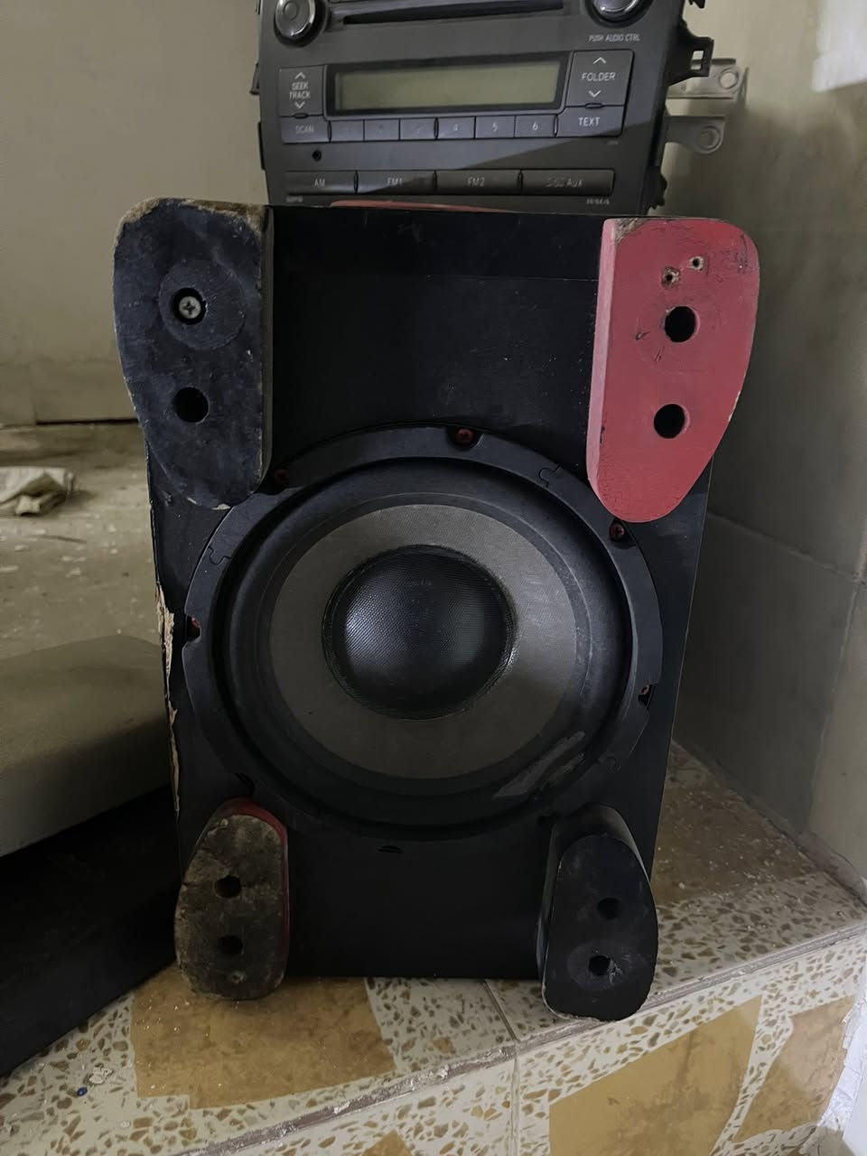 ئەم عەشیانە بۆ فرۆشتن لە هەولیر
قەپاخ مەکینەی خسوسی بۆ مەکینە گەورە و گچکە دەبێت نرخی ٢٠ هەزارە
ئیمپلی فایەری ناو سندوق خەریتەی زەعیفە نرخی ٣٥ هەزارە
تەجیلی بیلادی شوێن ئۆکسی هەیە نرخی ١٥ هەزارە 
چەکمەجەکە نرخی ٥ هەزارە
شوێنم هەولیرە هەر کەس کڕیارە نامە بنێریت لەخزمەتی دام


**إذا كنت صاحب هذا الإعلان وتريد حذفه لأي سبب، رجاءا أرسل رسالة إلى الدعم الفني**