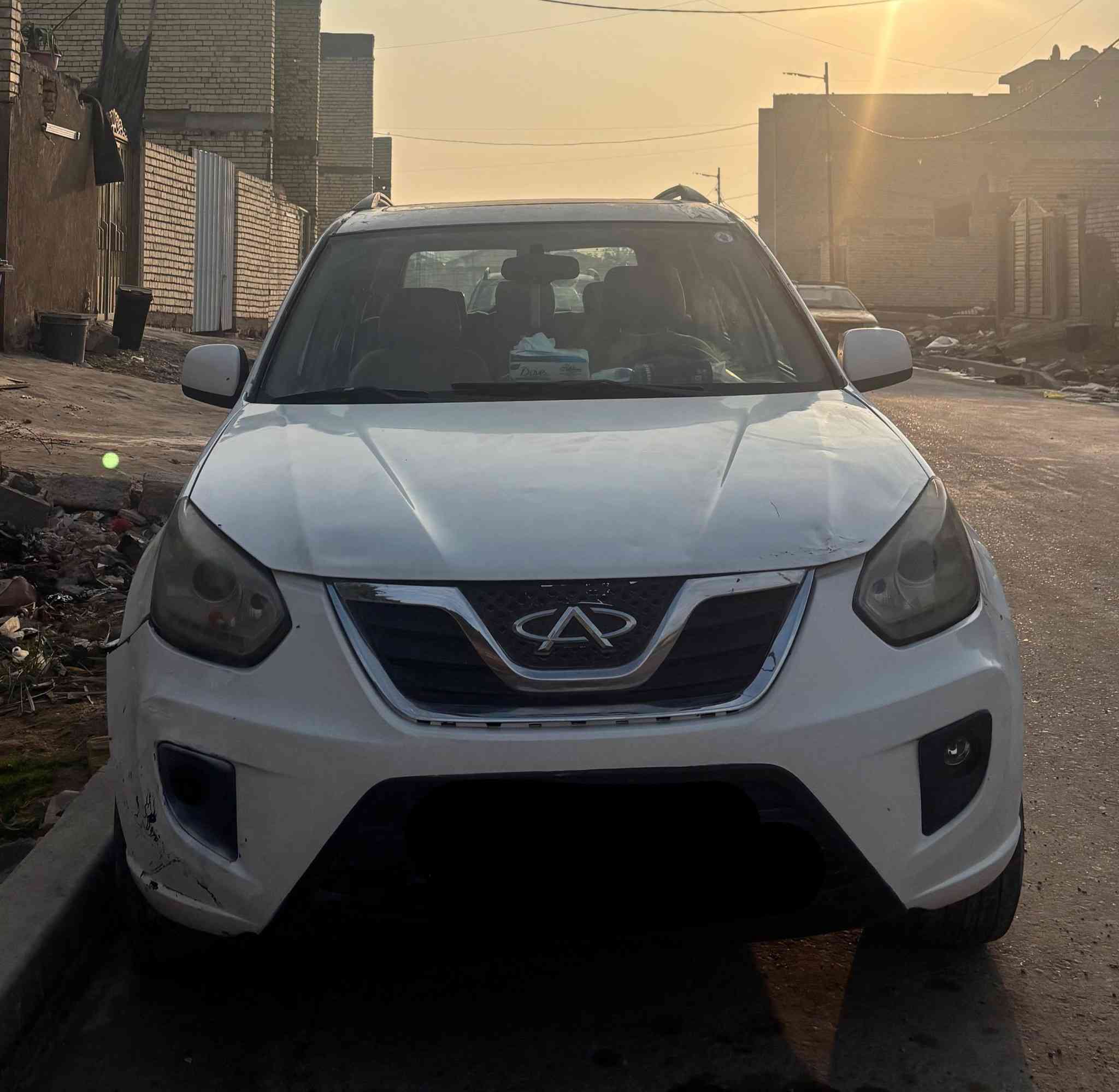 📌سيارة للبيع شيري تيكو موديل 2014
📌كير  اوتوماتيك ميكانيك مكينه 2000
📌رقم بغداد  إنكليزي بأسمي السيارة  تحويل مباشر
📌بيها تبريد وبصمات  وشاشه كلها شغالة 
📌مكفوله من الحادث فقط طخه بسيطه بالجهه اليسرى واضحه بالصوره جاملغ  الايسر  وبيه نضوح مشط ستيرن فقط 
📌 ما عليها اي غرامات 
📌سعرها 79 ورقة وبيها مجال بسيط 
مكانها بغداد حي أور 
 للاستفسار الاتصال على الرقم ***********
