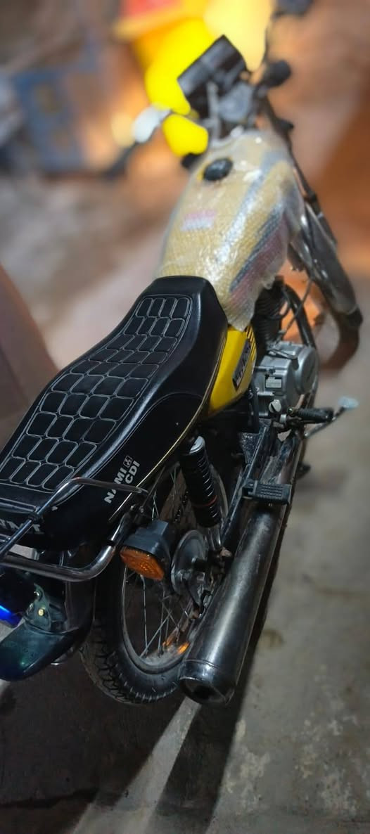 السلام عليكم دراجه إيراني اصولي أوراق مديل 17 اي نقص مابيهه هورن اشاير كهربائيات كله شغاله 750 وبيه مجال مكاني الزبير ***********
