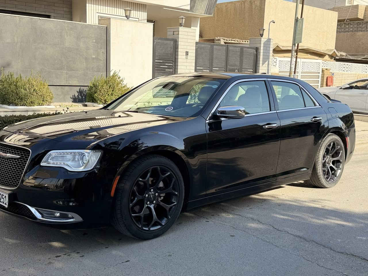 سلام عليكم اوباما موديل 2018 اصل اصل تويل s فوول الخير عده الفتحه كشنات تتفى تبرين كير محرك شرط جديد. مابيها نقص طابه كلين بدون دواخل بدون ايرباك بيها جاملغ الخلفي والباب كلير من امريكه الباقي كفاله  السعر 215 $ مكان بغداد للسفسار***********
