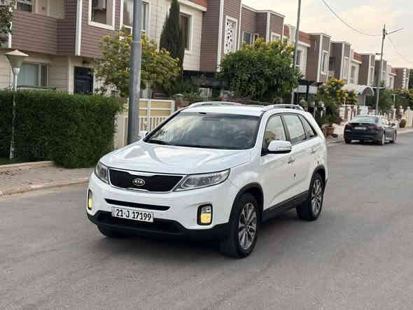 للبيع كيا سورنتو 2014 خليجي شركة البخيت 
سيارة من 2014 ايد وحدة
مكفولة كفالة عامة من صبغ والحادث
فقط بيها بارد مكانين والسونار موجود
رقم سليمانيه بسمي كله جديد
محرك 4 سلندر 2400 دوش

مواصفات فول بس بدون وبانوراما
بصمه تشغيل 
بصمة بيبان
بصمة صندوق
لد أمامي 
لد خلفي
حساس امامي 
حسلس خلفي
كشن كهرباء
داخل صاج
استيرن صاج 
بلوتوث
بردات بلادي
7 راكب 
3 قطع تبريد 
تحكم ستيرن 4 جهات 
مانع انزلاق 
مري شفط 
اشاير مري
كاميرا بلاد وشاشة بدشبول
ويل كب 19
علما سيارة جديده مابيها نقص

الــســعــر 🟥 :: الـــرد تـلـقـائـي 💎

رقم صـــاحب السيارة: ***********
