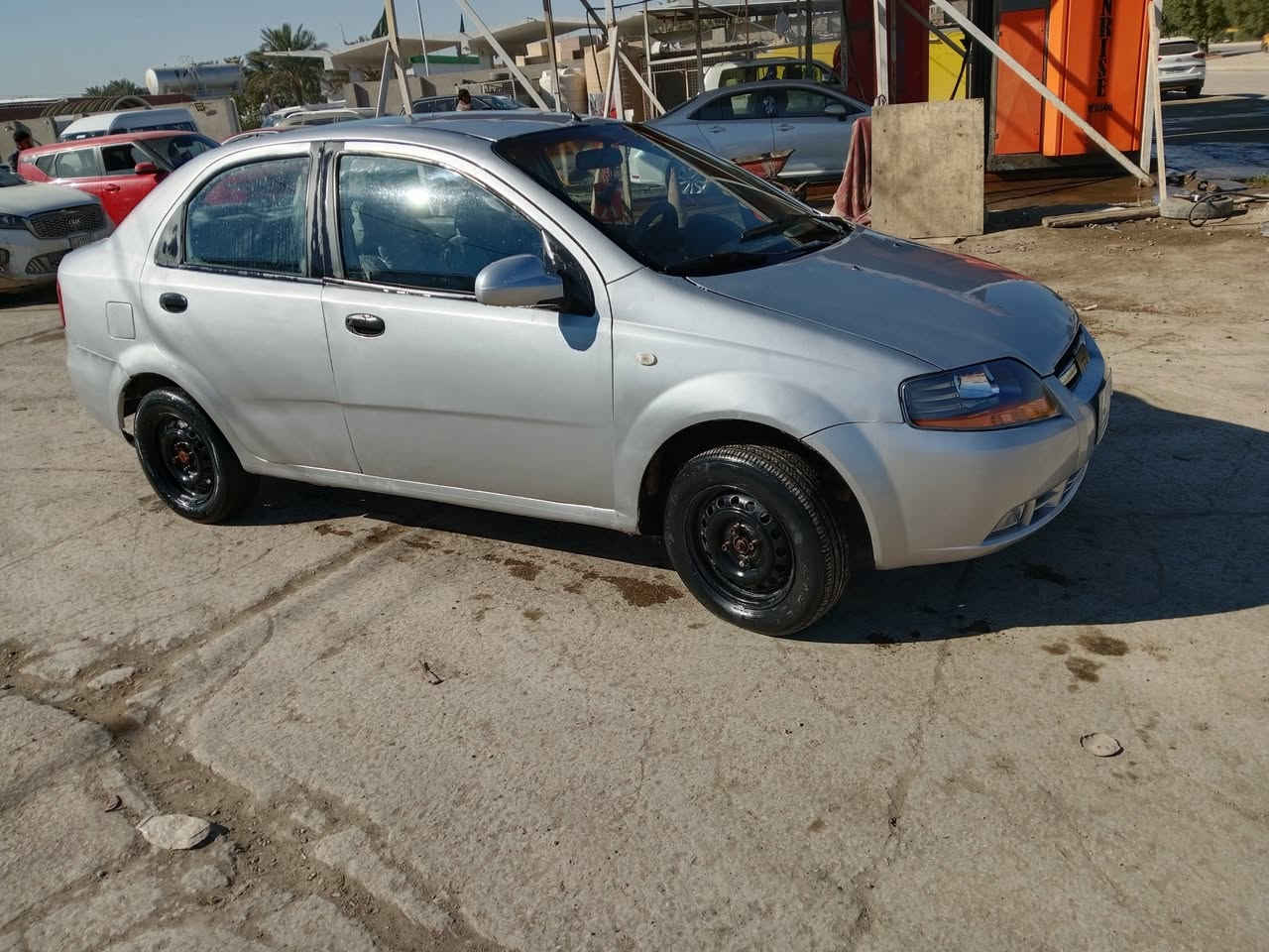 السلام عليكم للبيع افيو موديل 2006 سنويه جديده لغايه 2029 سياره جاهزة كير مكينه حداديه فول اوتوماتيك مكانه حله السعر 49 الاتصال ***********
