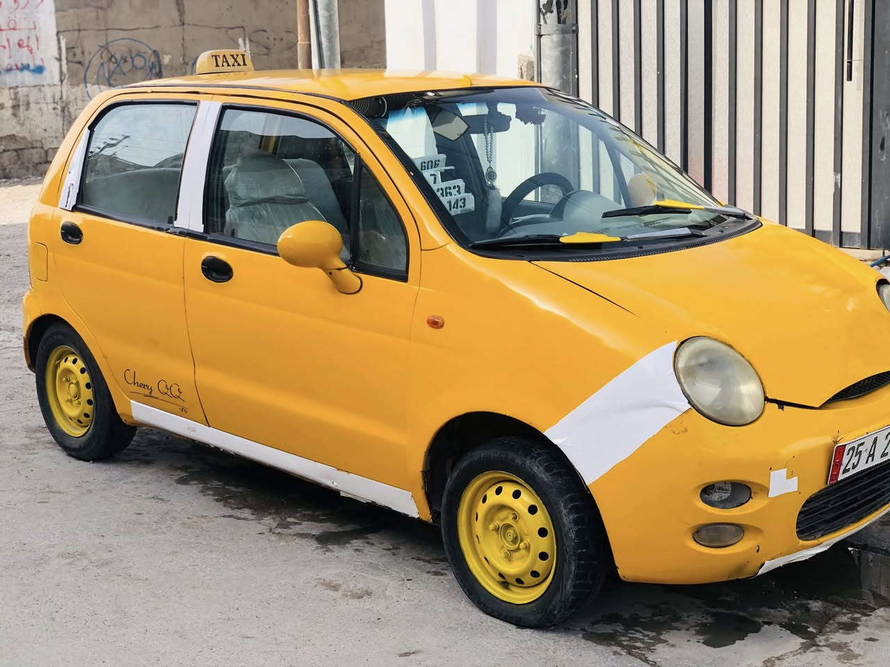 كيو كيو للبيع موديل ٢٠١٢ سنويه عضم عاج  لل٢٠٢٨ رقم دولي كركوك  بسمي تحويل ثاني يوم كير محرك بشرط دهن جديد بلكات جدد كهربائية مابيهه عيب كشرهه نضيف صدرهه مابي عيب  دواخل نضيفه تدفئه نار تبريد شغال كل عيب مابيهه  سعرهه ٢٥وبيهه مجال متواجد خاص او اتصال ***********
