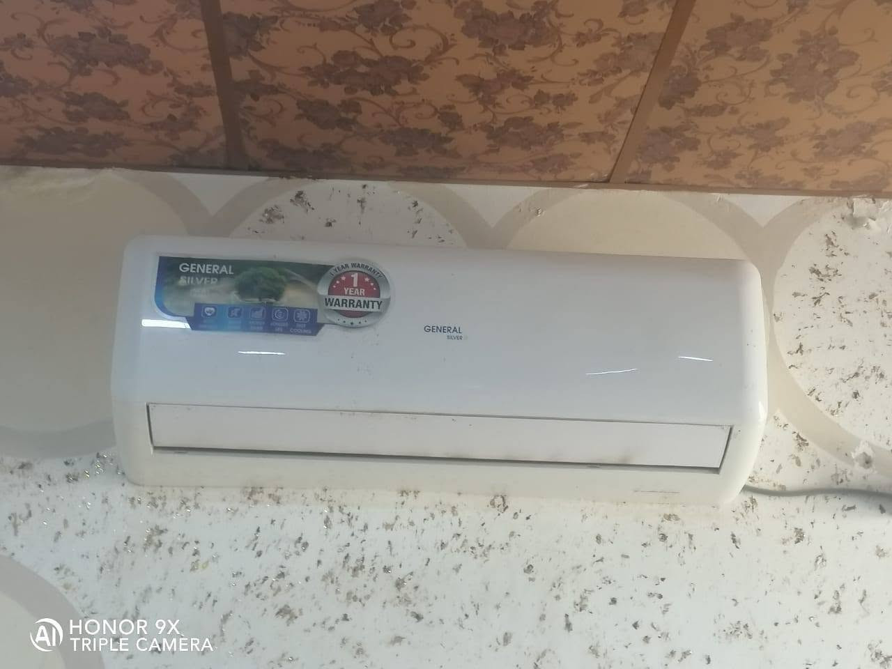 السلام عليكم
سبلت للبيع
مستخدم شي قليل 

لأستفسار   
ه‍ـ. ***********
