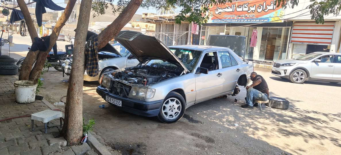 دب 1989 محور 3000 ديلكو 
نظيفه قواعد سليمه كير ومكينه جدد
عوزهه ترتيبات سعرهه 50 بي مجال
بيع فقط قابل للتفاوض مكاني بعقوبه ***********
