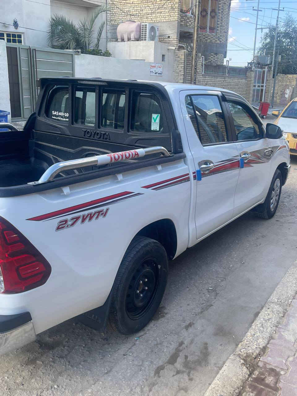 سلام عليكم تيوتا هيلوكس البيع موديل 2024الرقم بغداد بسمي تحول مباشر ماشيه 60الف المكان ميسان العماره حداديه على وضع الشركه كير عادي سعر 238وبيها مجال  الاستفسار‪ ***********
