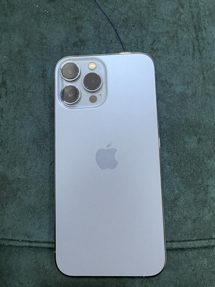 ايفون 13 برو ماكس للبيع لون بحري  ذاكره 256 بطاريه 96 كرتونه الجهاز موجود جهاز نضيف مابي اي عيب سعر خاص عنوان ديالى


**إذا كنت صاحب هذا الإعلان وتريد حذفه لأي سبب، رجاءا أرسل رسالة إلى الدعم الفني**