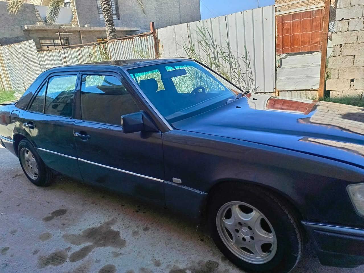 سلام عليكم مارسدس دب موديل 91 مكينة بطة رقم بغداد خصوصي مكان بغدادسعر 48 الاتصال على  الرقم ***********
