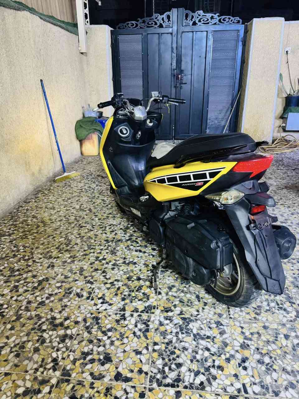 سلام عليكم ماجسته اس ياباني قبق نفخ ستان حساس دراجه كفاله عامه للبيع خير من الله مامفتوحه ماكلعوب بيهه مامدل بيهه شلعه تشك الكاع كيجات كهربائيات دبلات اشاير عالي ناصي كله شغال مابيهه نقص الدراجه السعر مليون و ١٠٠ مكاني البلديات
***********
