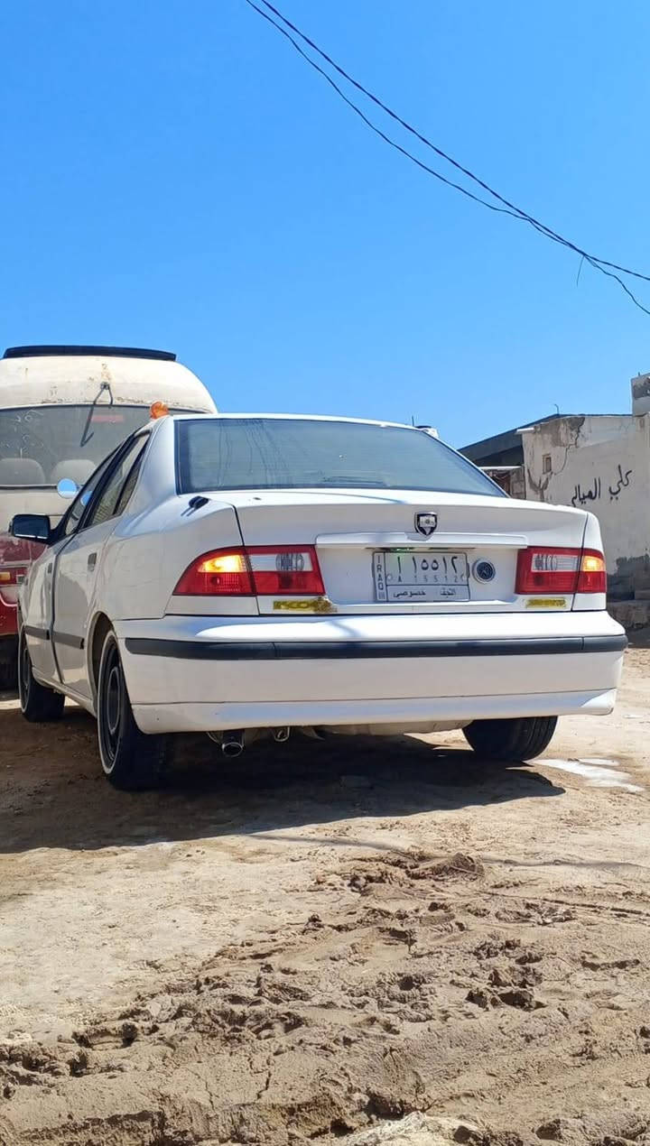 سيارة سمد مديل  2012 رقم جديد امصفره هيئا غرامه جديده خاليا من عطلات دواخل حداديه سليمه السعر 52 بيها مجال بعد المعاينه الاستفسار عل رقم ***********
