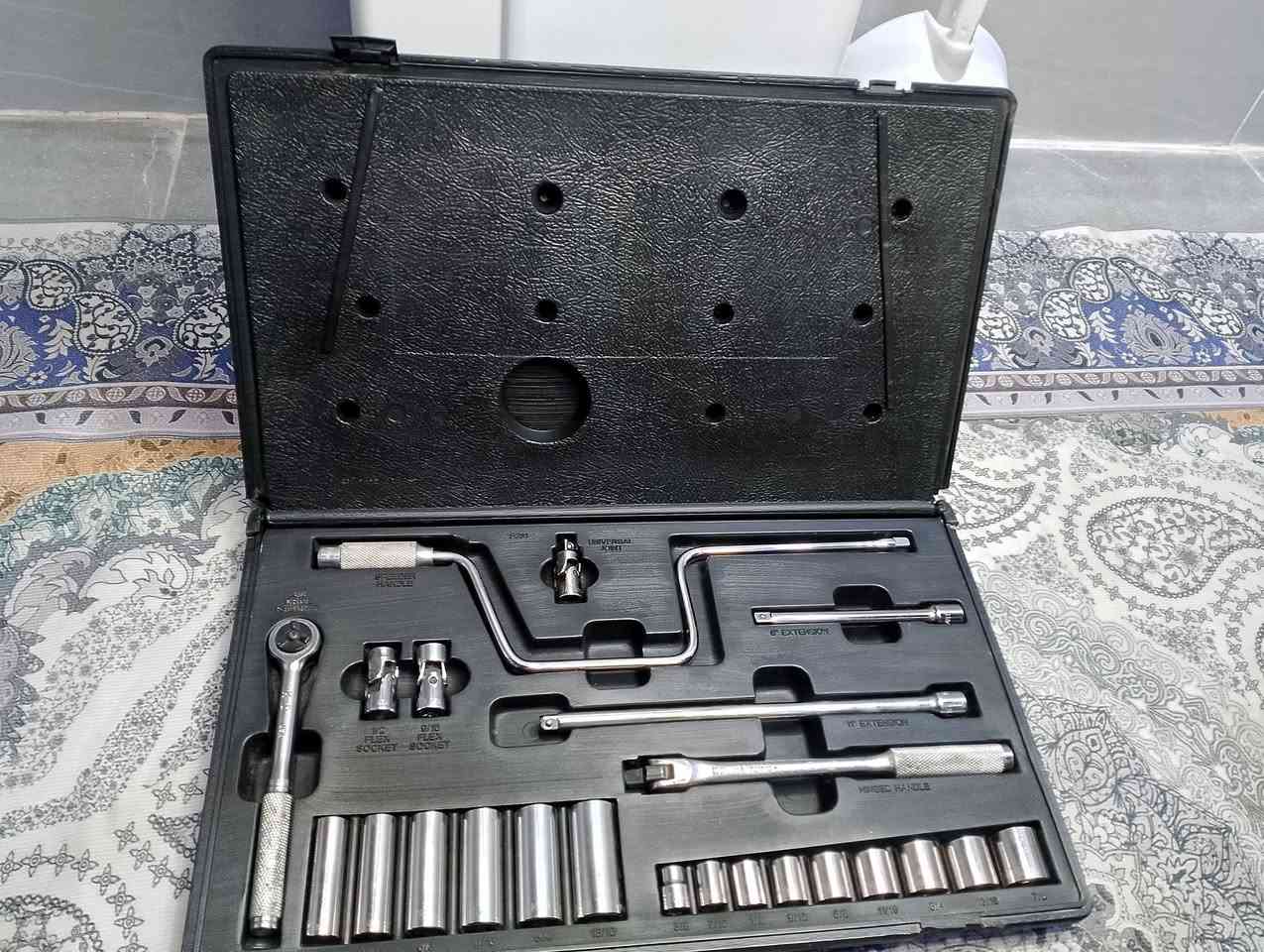 عده امريكيه خاصه سيارات الأمريكية 3/4قياس كامله موباله خصيصا من امريكا 75الف


**إذا كنت صاحب هذا الإعلان وتريد حذفه لأي سبب، رجاءا أرسل رسالة إلى الدعم الفني**