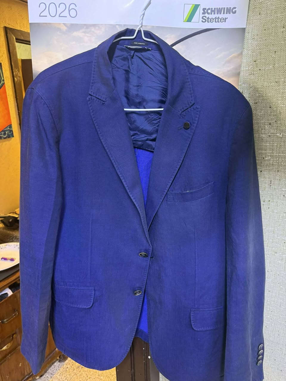 السلام عليكم
ستره ماسيمو ديوتي ايطالي لون ازرق حبري مع تقليم خفيف برتقالي احلى من الصور اخت الجديدة مغسوله ومكويه جاهزة  دكمتين فتحتين 

قياس 50 دروب 60

وزن 75 لل 80 توب التوب 

السعر 25 الف يوجد توصيل

***********
