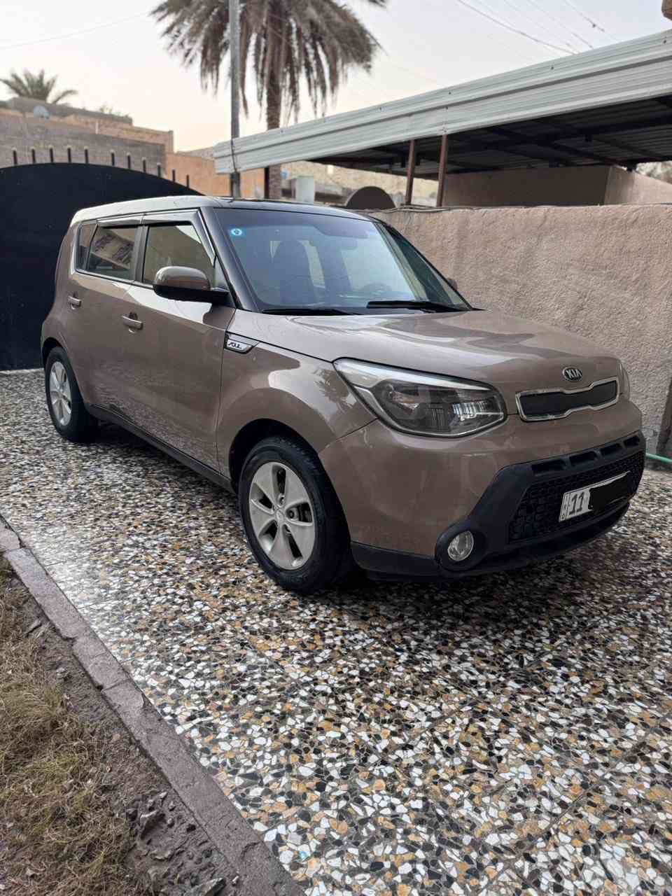 كيا صول 2016 رقم بغداد الانگليزي 
كير ، محرك (مكفولات)
تبريد تدفئة  (شغالات)
حدادية جديدة 
السعر  96 ورقه
 للاتصال ***********
