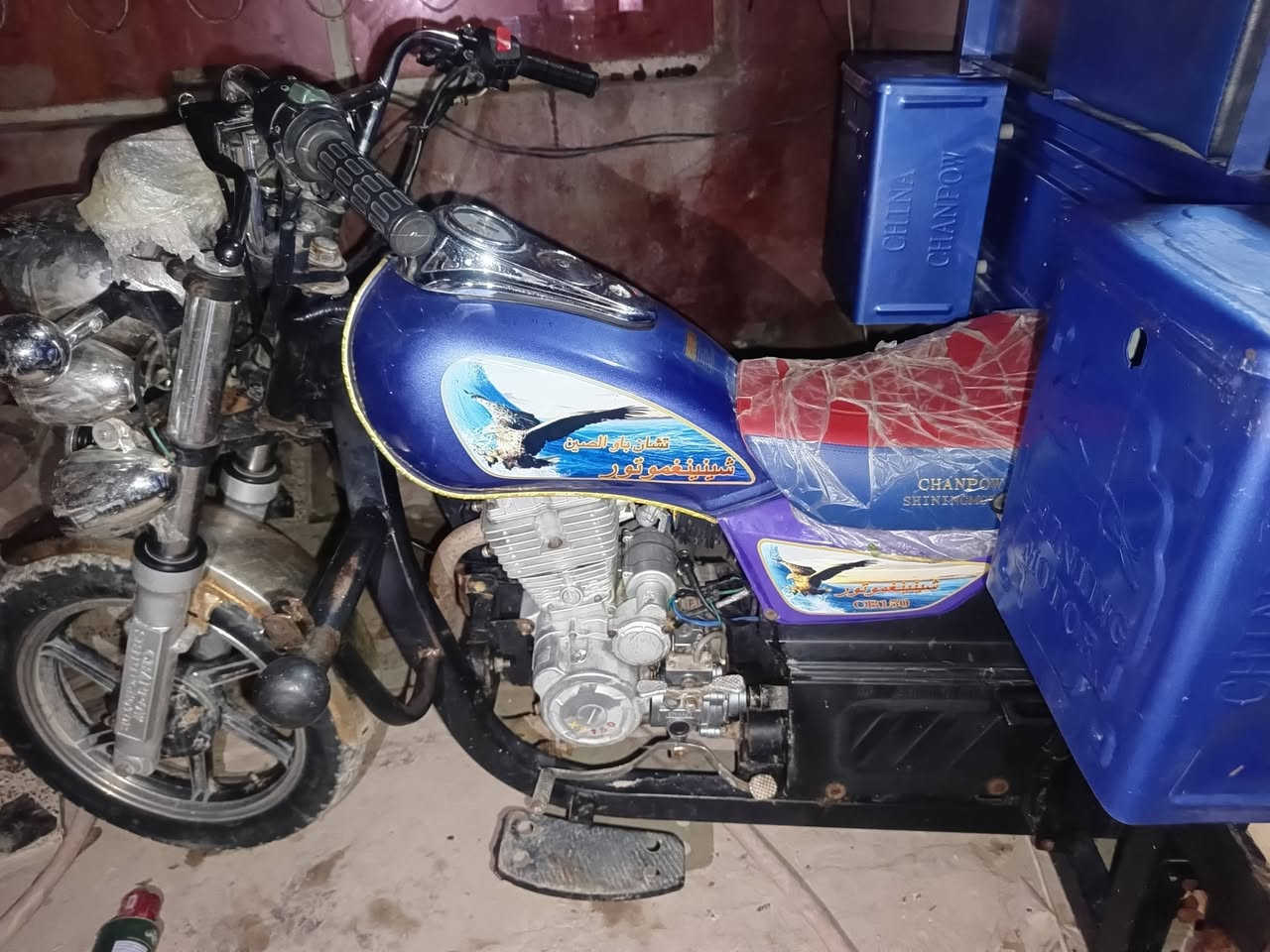 السلام عليكم ستوته زرقاء 22 تجي ورقتين السعر مليون و650 المكان نهروان ***********
