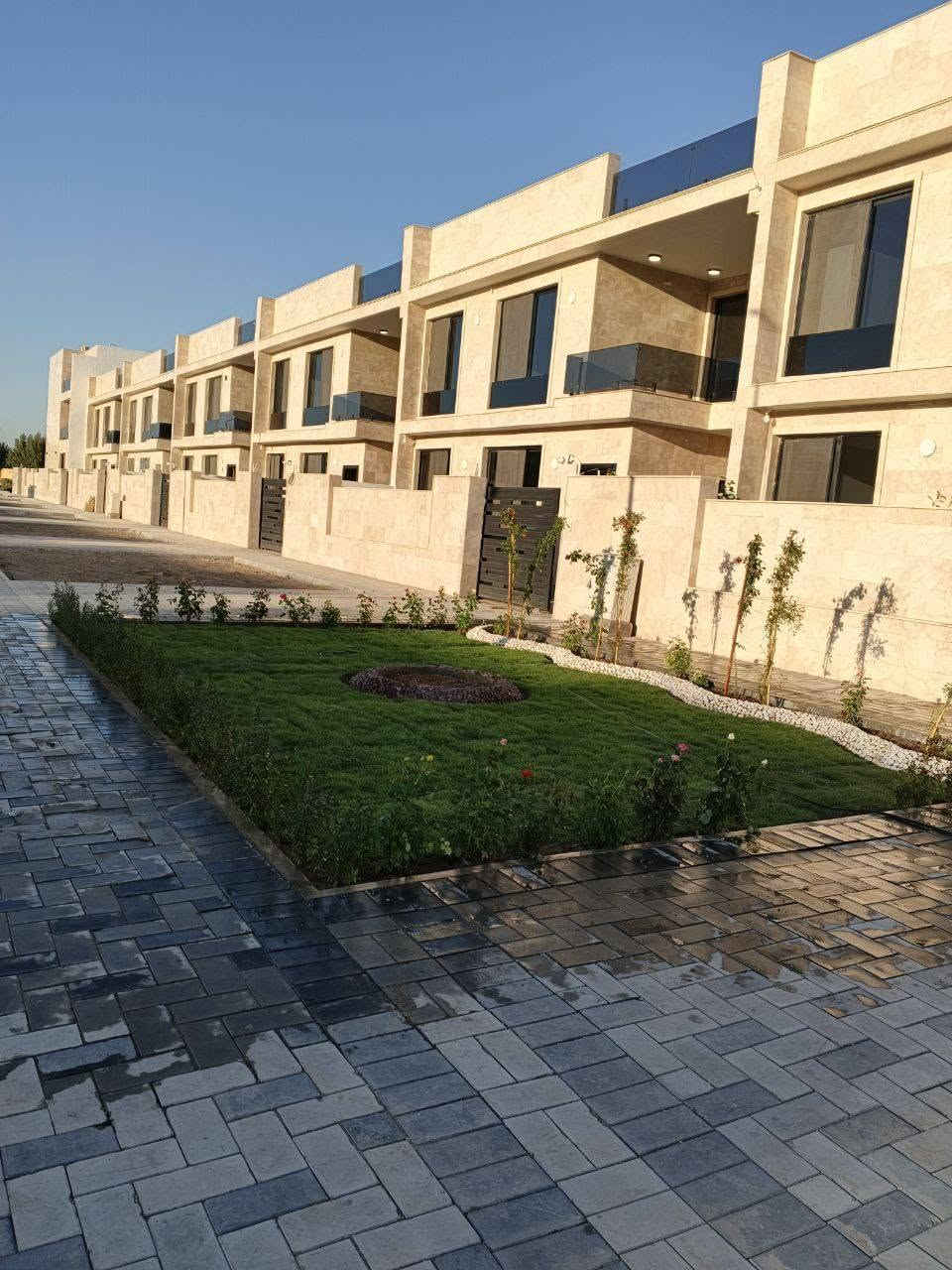 ​🌳 حدائقه- بغداد- لخدمات تنظيف وترتيب الحدائق 🌹
هل تبحث عن إطلالة مميزة وجذابة لحديقتك؟ نحن هنا لخدمتك!
نغطي كافة مناطق وأحياء مدينة بغداد(الجانب الأيمن والأيسر) ونقدم لكم أفضل الخدمات الزراعية بأيدي خبيرة.
​🛠️ خدماتنا تشمل:
​تقليم وقص الأشجار: ترتيب الأشجار العالية والشجيرات بشكل هندسي وصحي.
​زراعة الثيل الطبيعي: فرش وزراعة الثيل  ليكون بساطاً أخضر رائعاً.
​زراعة الورود والشتلات: تنسيق وزراعة أجمل أنواع الزهور الدائمة والموسمية.
​تنظيف وترتيب الحدائق: إزالة الحشائش الضارة، تنظيف المخلفات، وإعادة الحياة لحديقتك.
​💰 أسعارنا:
​أسعار مناسبة جداً ومنافسة وتعتمد على حجم الحديقة ونوع العمل المطلوب. رضاكم هو هدفنا!
​📞 للتواصل والاستفسار:
​يمكنكم الاتصال مباشرة أو المراسلة عبر الواتساب على الرقم:
👉 ***********👈
