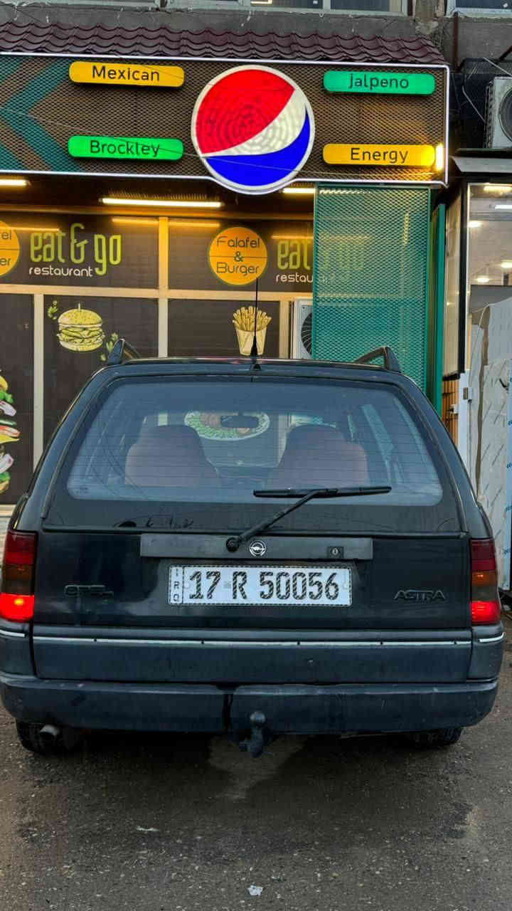 اوبل استره موديل 91 محرك وكير مكفولات كشره نظيف كهربايته كله شغله رقمه مثنى نكليزي سنويه 2029 رعيه موجود سعر 35وبيه مجال ترهم مراوس ***********
