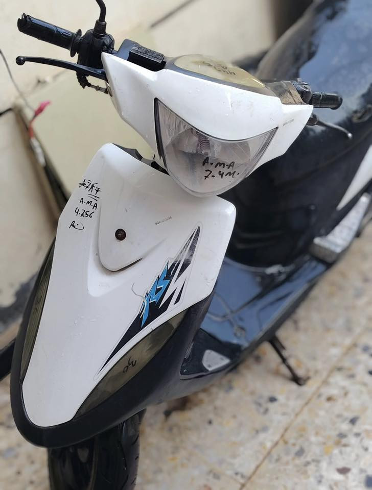 دراجة ماكس عدلة كفرات بلادية
دراجة نظيفة مكينة كفرات شوفة عينك مناقصها شي
شغل واطلع وبالعافية على الياخذها
ب٢٥٠ الف وبيها مجال

‭٠٧٧٢ ٩١٤ ٨٤٩٤‬
