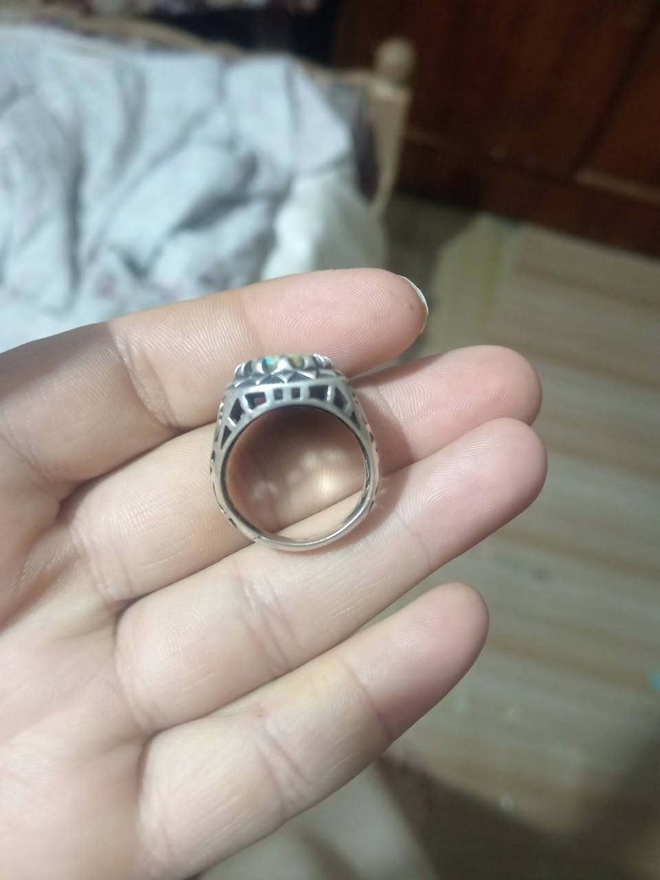 سلام عليكم ورحمة الله وبركاته
محبس فيروزي اللمراوس
بس ماعندي توصيل مكاني الانبار فلوجه
ادمن فدوه


**إذا كنت صاحب هذا الإعلان وتريد حذفه لأي سبب، رجاءا أرسل رسالة إلى الدعم الفني**