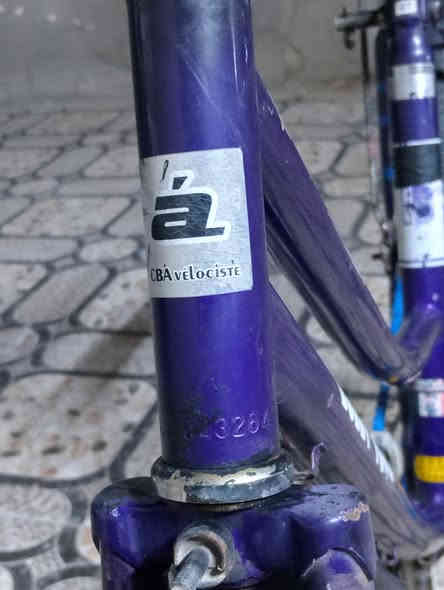 بايسكل بناتي نضافة 90٪ مكفول كفاله عامه والبايسكل اصلي مو تجاري كلشي مابي نضيف كلش بي فقط بنجر ويحتاج تبديل صجم يعني 5الاف تكمله سعره 60الف وبي مجال حگ الجيه  للتواصل ***********
