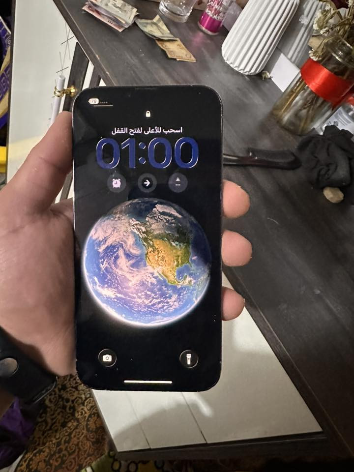 ايفون 13 برو ماكس غير مفتوح 256 بطاريه91 غير معاليه شرط الفحص شاحن اصلي غير مستخدم وياه فقط سعره725 وبي مجال قليل ***********
